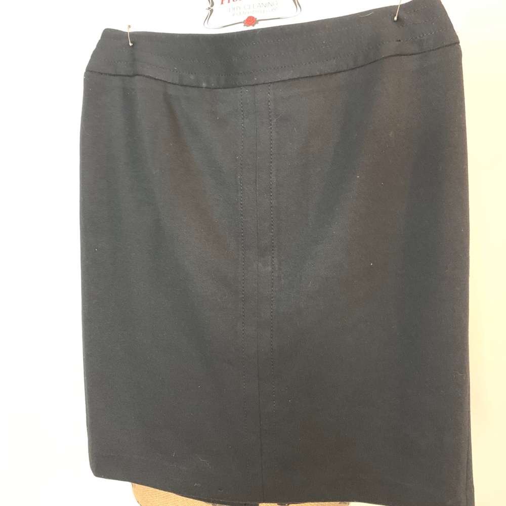 Black skirt